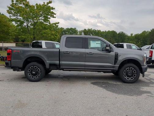 2025 Ford F-250 Platinum