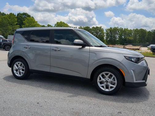 2024 Kia Soul LX