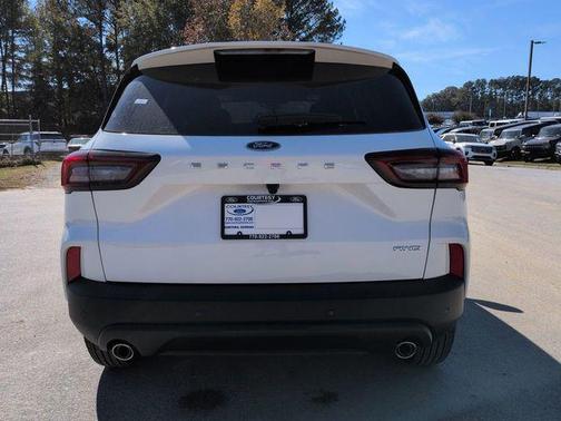 2026 Ford Escape ST-Line Select