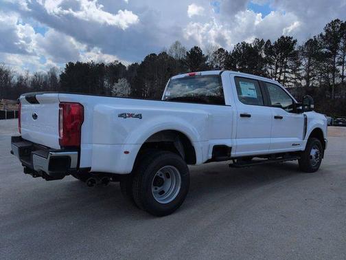 OXFORD WHITE 2026 Ford F-350 XL