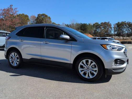 2020 Ford Edge Titanium