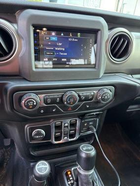 2020 Jeep Wrangler Unlimited Willys 4X4
