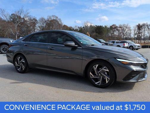 2024 Hyundai ELANTRA SEL