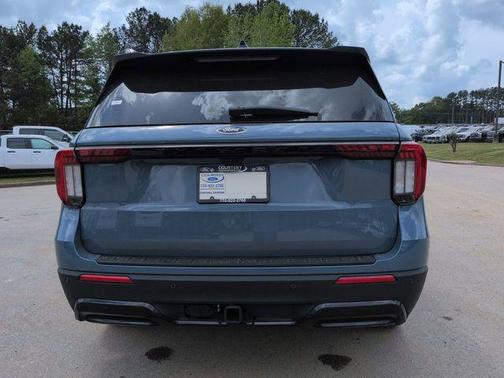 Vapor Blue Metallic 2026 Ford Explorer ST-Line