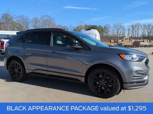 2024 Ford Edge SE