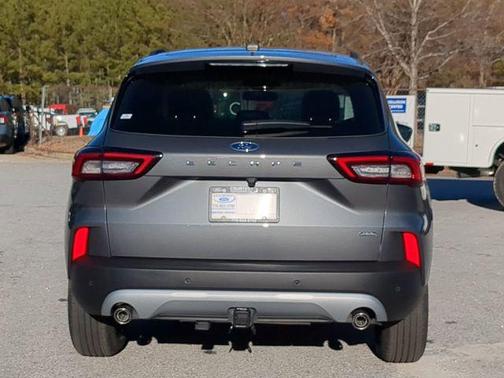 2025 Ford Escape SE
