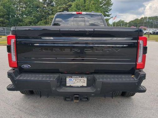 2025 Ford F-350 Platinum