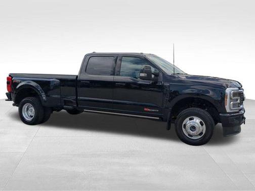 2025 Ford F-350 Platinum