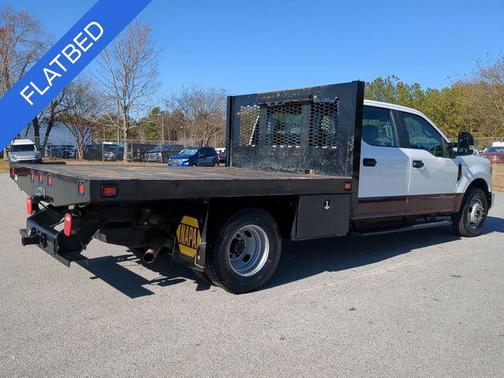 2022 Ford F-350 XL