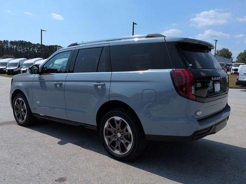 2025 Ford Expedition King Ranch