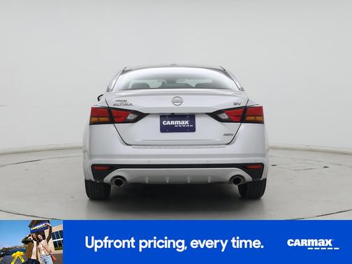 Silver 2023 Nissan Altima SV