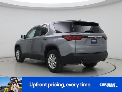 Gray 2023 Chevrolet Traverse LS