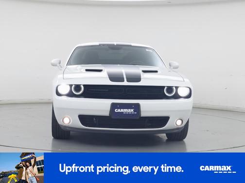 2017 Dodge Challenger SXT