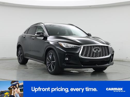 Black 2023 INFINITI QX55 Essential
