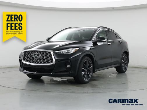 Black 2023 INFINITI QX55 Essential