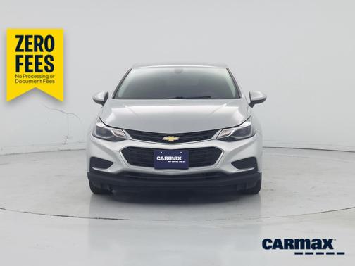 Silver 2018 Chevrolet Cruze LT