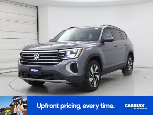 Gray 2024 Volkswagen Atlas SE