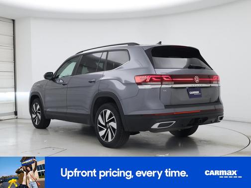 Gray 2024 Volkswagen Atlas SE