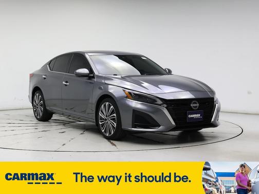 2023 Nissan Altima SL