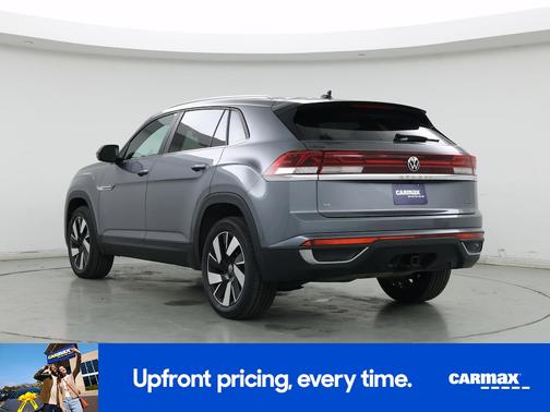 Gray 2024 Volkswagen Atlas Cross Sport SE w/Tech
