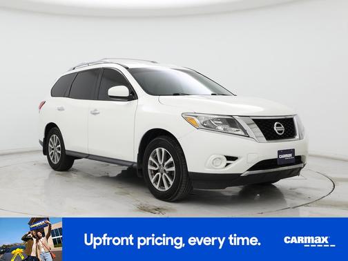White 2014 Nissan Pathfinder Platinum