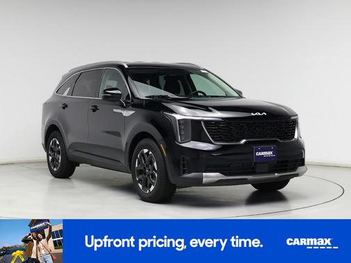 Black 2025 Kia Sorento S