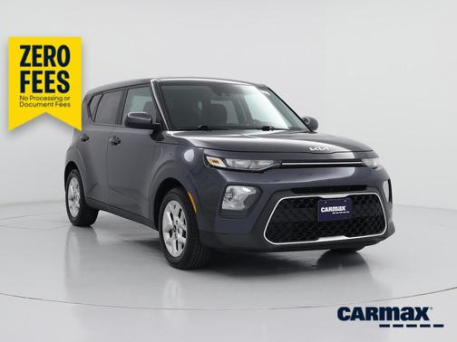Gray 2022 Kia Soul LX