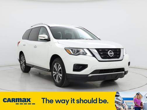 2017 Nissan Pathfinder S