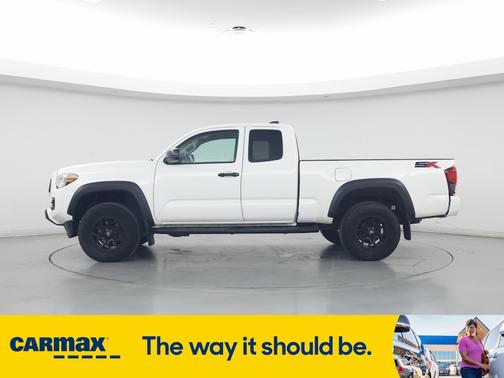 2022 Toyota Tacoma SR