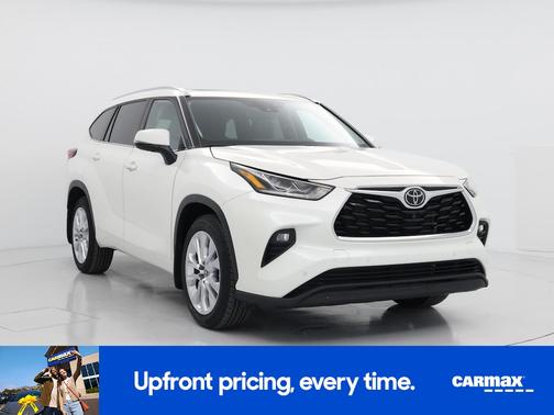 White 2021 Toyota Highlander Limited