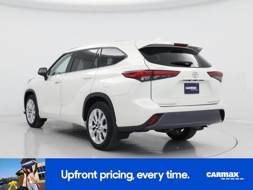 White 2021 Toyota Highlander Limited
