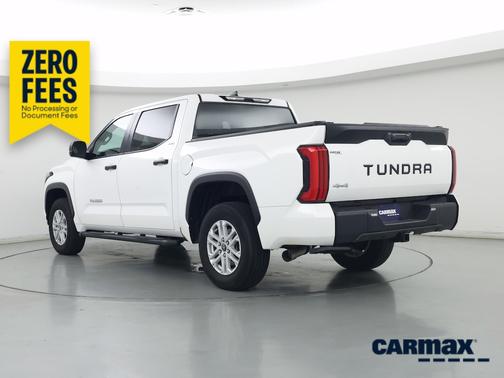 White 2024 Toyota Tundra SR5