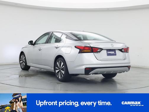 2022 Nissan Altima SV