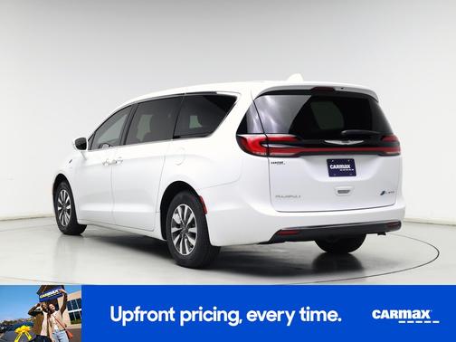 2022 Chrysler Pacifica Hybrid Touring L