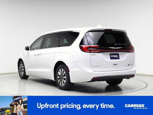 2022 Chrysler Pacifica Hybrid Touring L