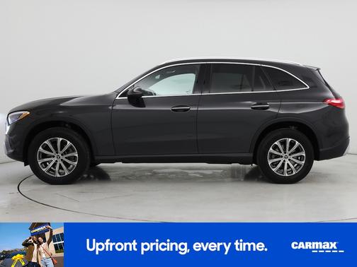 Gray 2023 Mercedes-Benz GLC 300