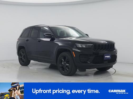 Black 2023 Jeep Grand Cherokee Altitude