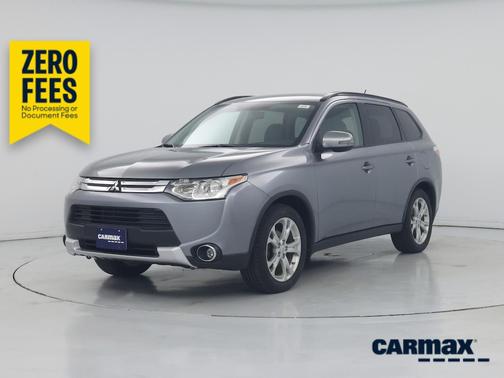 Gray 2015 Mitsubishi Outlander SE