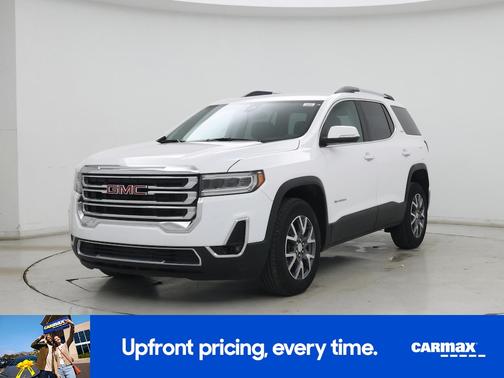 White 2023 GMC Acadia SLT