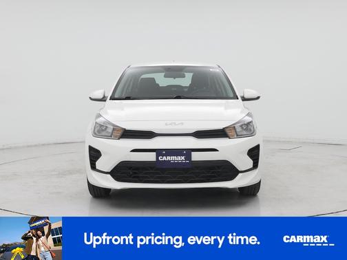 White 2022 Kia Rio LX