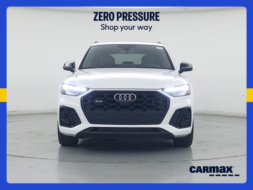 White 2023 Audi SQ5 Prestige
