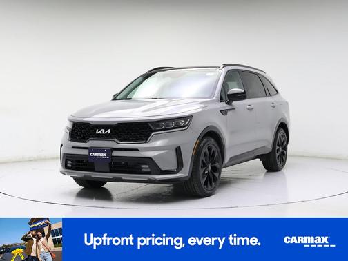 Gray 2023 Kia Sorento SX