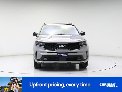 Gray 2023 Kia Sorento SX