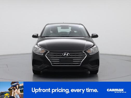 Black 2020 Hyundai Accent SE