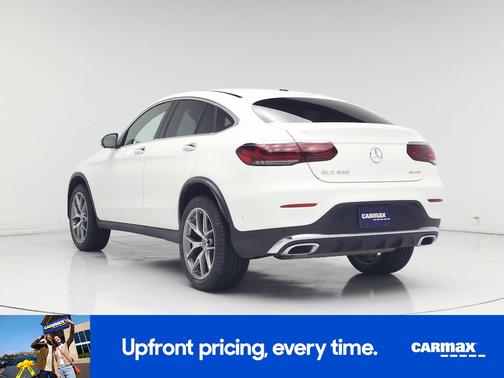 White 2023 Mercedes-Benz GLC 300