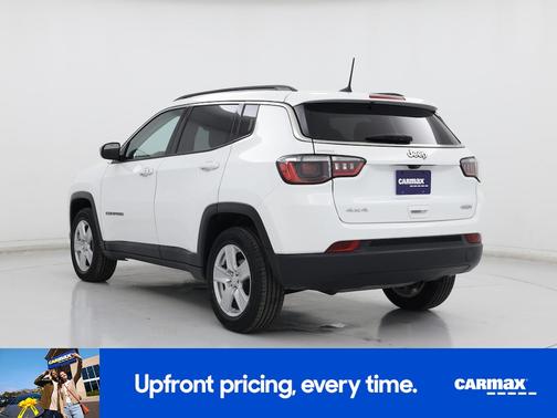 White 2022 Jeep Compass Latitude