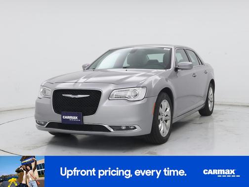 2017 Chrysler 300 Limited