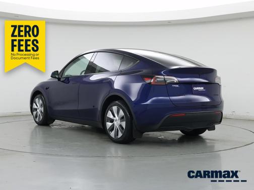 Blue 2023 Tesla Model Y Long Range