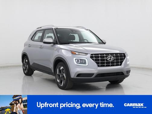 Silver 2021 Hyundai VENUE SEL