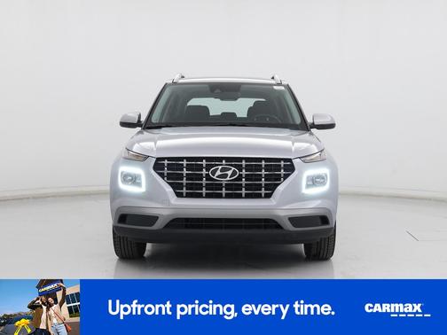 Silver 2021 Hyundai VENUE SEL